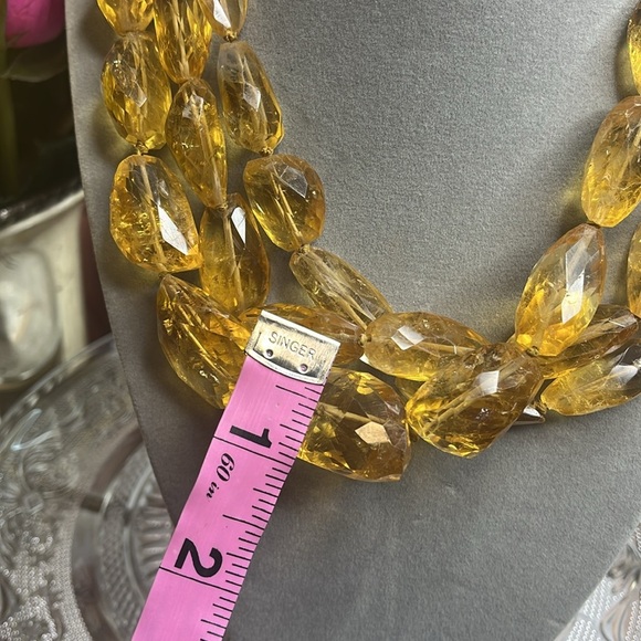REBECCA COLLINS VINTAGE 3STRAND AMBER NECKLACE - Picture 7 of 13